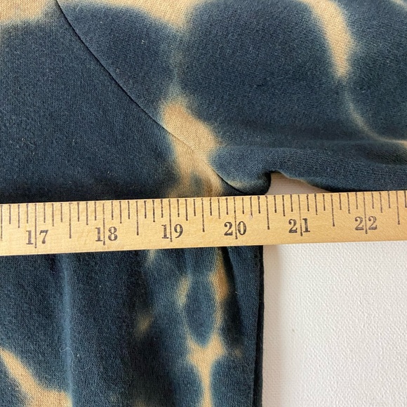 Star Wars This Is The Way Tie Dye Sweatshirt Medium (sku 503) - Picture 6 of 13